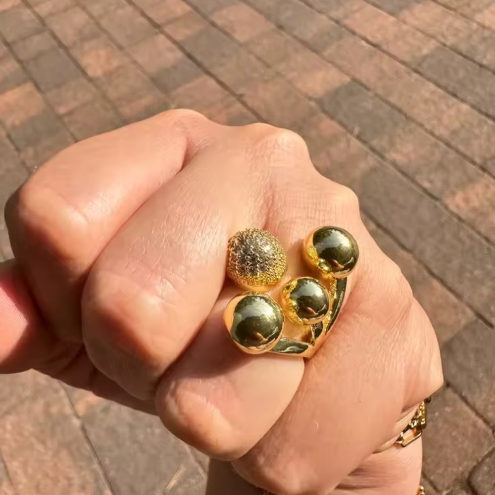 Statement Gold Ring Jewelry - Picture 2 of 16